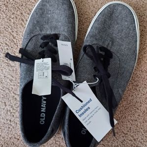 NWT Old Navy Men's Canvas Shoes